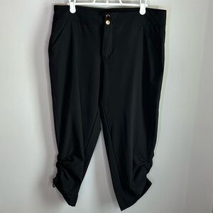 ACX Active Stylish Black Capri Pants with Ruched Hems Womens Size M